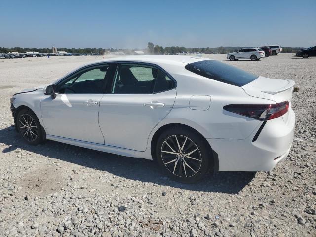 4T1G11BK5PU095685 - 2023 TOYOTA CAMRY SE NIGHT SHADE WHITE photo 2