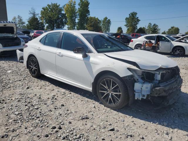 4T1G11BK5PU095685 - 2023 TOYOTA CAMRY SE NIGHT SHADE WHITE photo 4