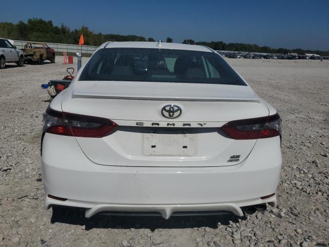4T1G11BK5PU095685 - 2023 TOYOTA CAMRY SE NIGHT SHADE WHITE photo 6