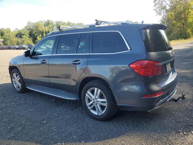 4JGDF6EE8FA484439 - 2015 MERCEDES-BENZ GL 450 4MATIC GRAY photo 2