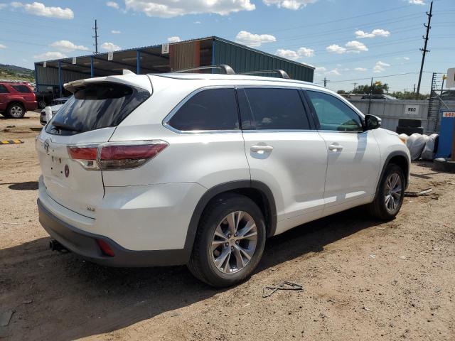 5TDKKRFH6FS117768 - 2015 TOYOTA HIGHLANDER XLE WHITE photo 3