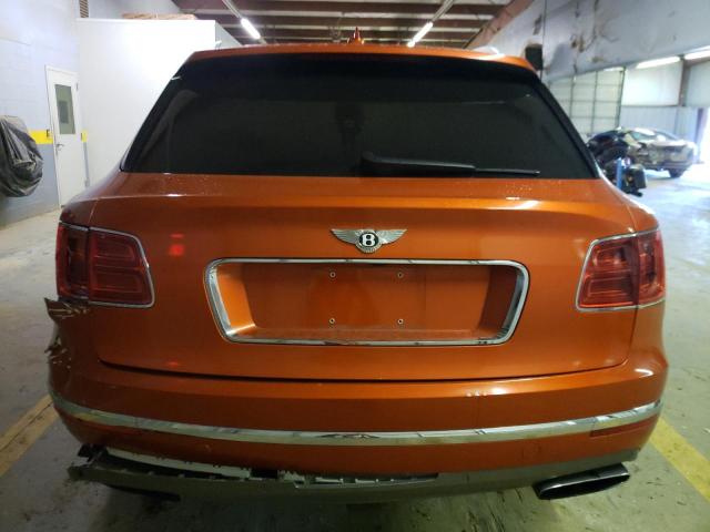 SJAAC2ZV2JC021908 - 2018 BENTLEY BENTAYGA ORANGE photo 6