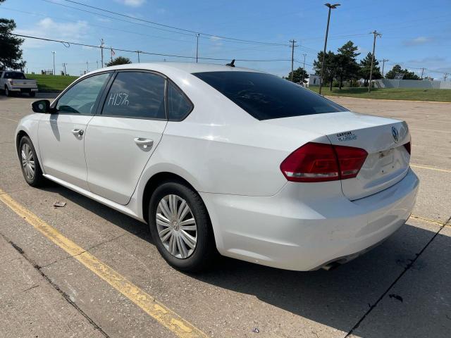 1VWAT7A33EC030383 - 2014 VOLKSWAGEN PASSAT S WHITE photo 3
