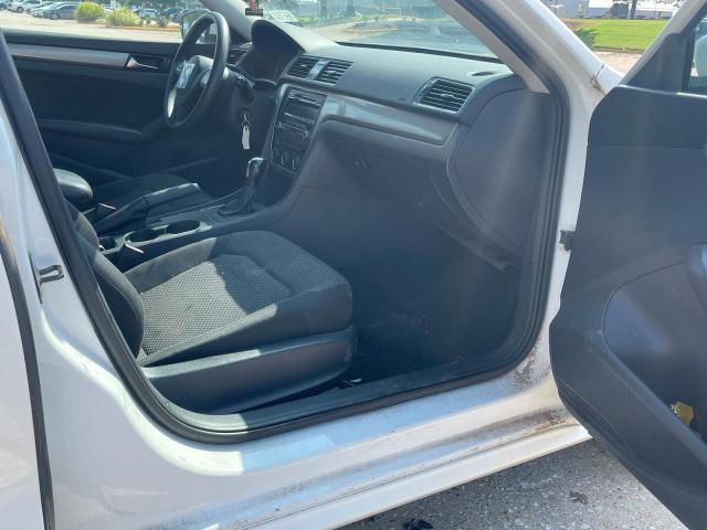 1VWAT7A33EC030383 - 2014 VOLKSWAGEN PASSAT S WHITE photo 5
