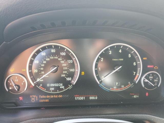 5UXXW5C56G0N92093 - 2016 BMW X4 XDRIVE35I WHITE photo 9