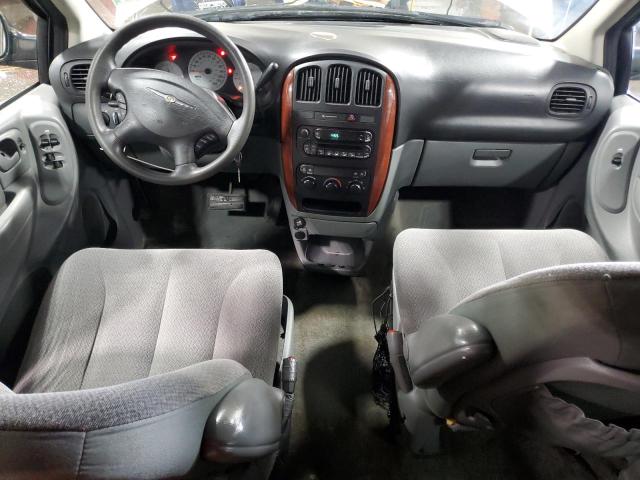 1A4GP45R16B755612 - 2006 CHRYSLER TOWN & COU SILVER photo 8