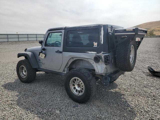 1C4AJWAG1DL655014 - 2013 JEEP WRANGLER SPORT SILVER photo 2