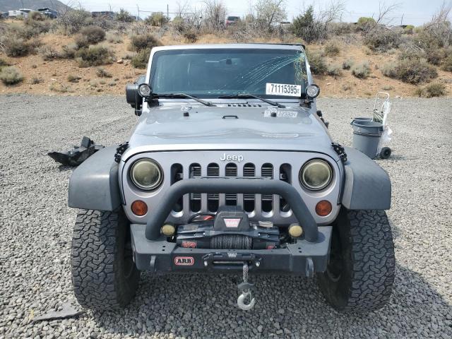 1C4AJWAG1DL655014 - 2013 JEEP WRANGLER SPORT SILVER photo 5