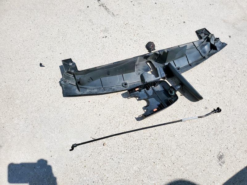 5YFEPMAE2NP375274 - 2022 TOYOTA COROLLA LE 白色 照片 12