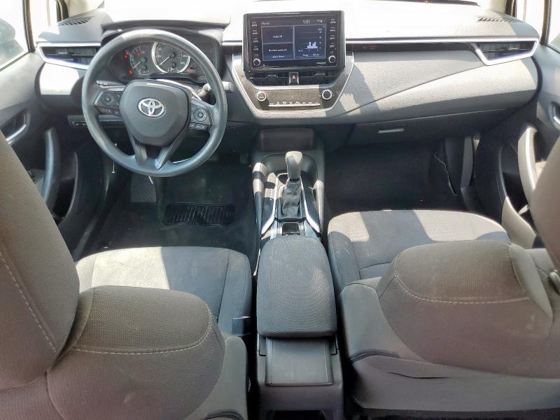 5YFEPMAE8MP243859 - 2021 TOYOTA COROLLA LE WHITE photo 8