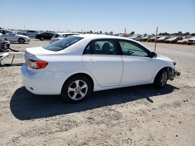 5YFBU4EE2CP027008 - 2012 TOYOTA COROLLA BASE WHITE photo 5