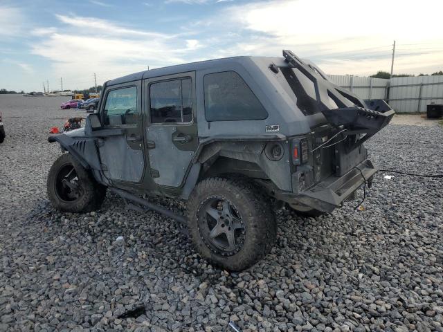 1C4BJWDG3FL588452 - 2015 JEEP WRANGLER U SPORT 绿色 照片 2