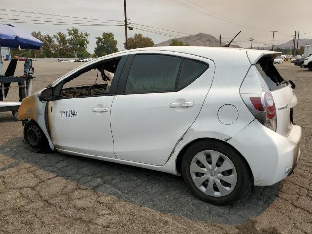 JTDKDTB35D1042766 - 2013 TOYOTA PRIUS C WHITE photo 2