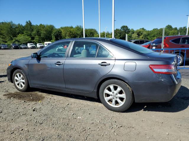 4T1BF3EK9BU732735 - 2011 TOYOTA CAMRY BASE GRAY photo 2