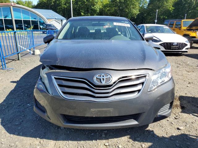 4T1BF3EK9BU732735 - 2011 TOYOTA CAMRY BASE GRAY photo 5