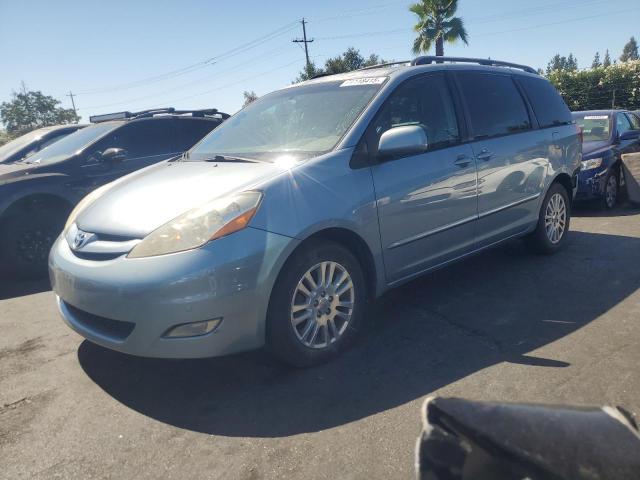 2010 TOYOTA SIENNA XLE, 