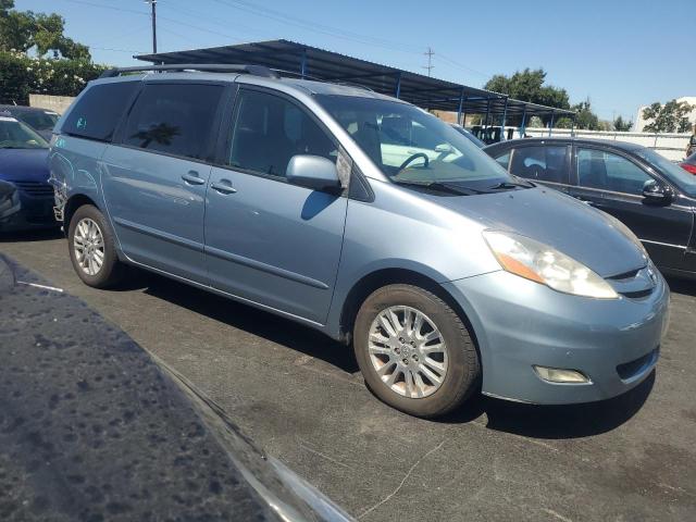 5TDYK4CC9AS322595 - 2010 TOYOTA SIENNA XLE 蓝色 照片 4