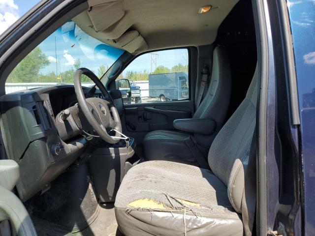 1GCZGTCG7B1116628 - 2011 CHEV EXPRESS G3500 BLUE photo 7