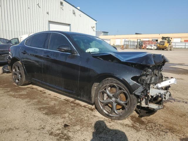 ZARFAEDN4H7535805 - 2017 ALFA ROMEO GIULIA Q4 შავი ფოტო 4