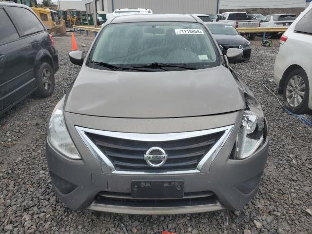 3N1CN7AP5HK409332 - 2017 NISSAN VERSA S TAN photo 5