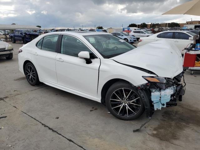 4T1S31AK1RU062708 - 2024 TOYOTA CAMRY SE NIGHT SHADE WHITE photo 4