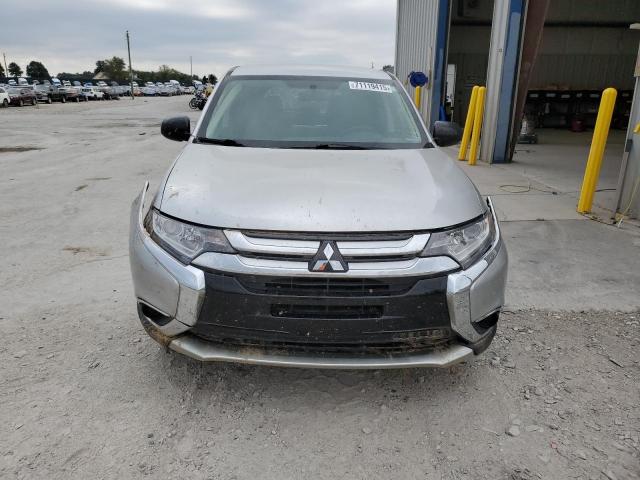 JA4AZ3A34JZ040495 - 2018 MITSUBISHI OUTLANDER SE Gümüş foto 5