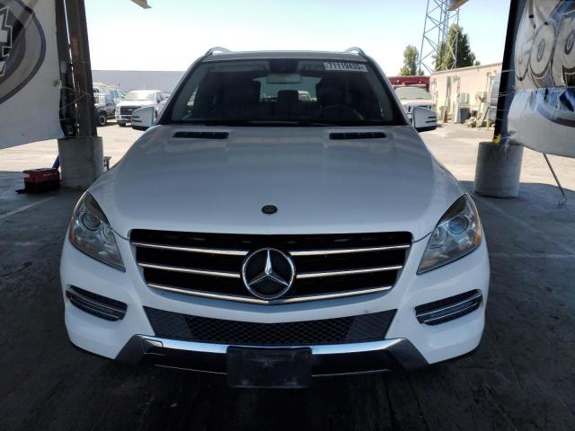 4JGDA5HB2FA614144 - 2015 MERCEDES-BENZ ML 350 4MATIC WHITE photo 5