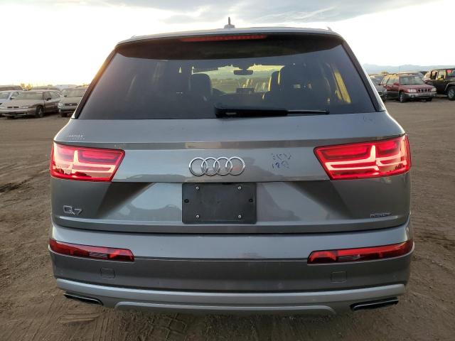 WA1LHAF7XHD043386 - 2017 AUDI Q7 PREMIUM PLUS GRAY photo 6