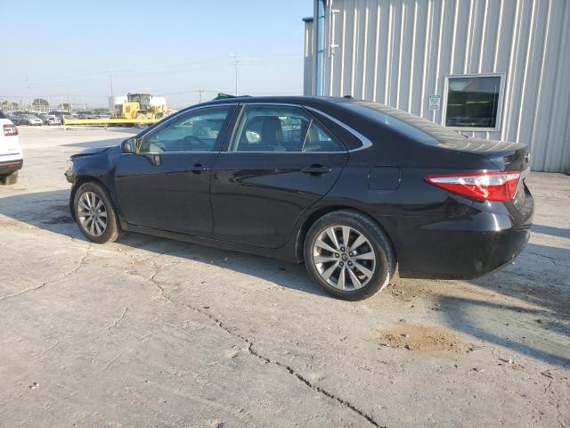 4T4BF1FK8FR485562 - 2015 TOYOTA CAMRY LE BLACK photo 2