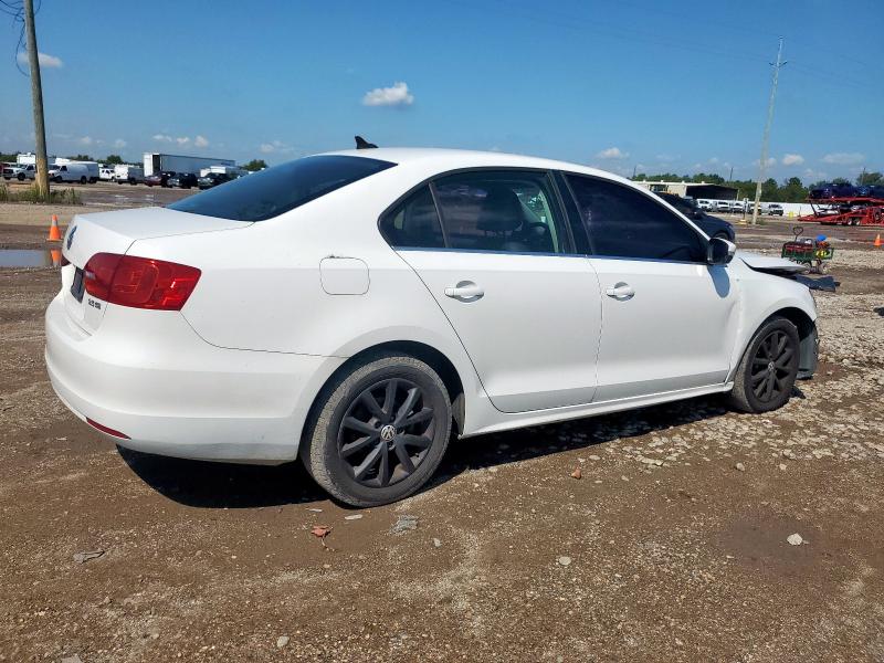 3VWDX7AJ8DM373767 - 2013 VOLKSWAGEN JETTA SE WHITE photo 3