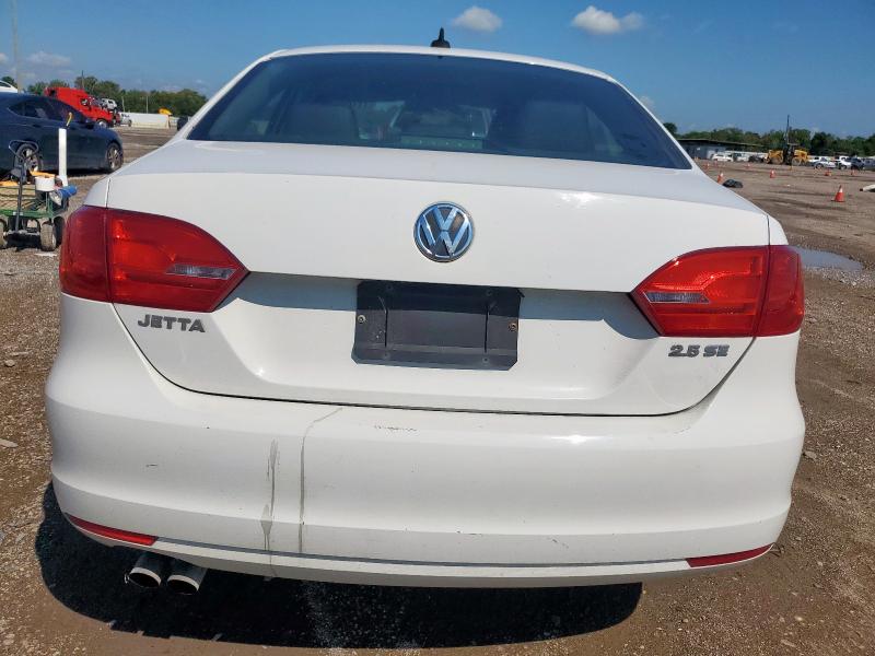 3VWDX7AJ8DM373767 - 2013 VOLKSWAGEN JETTA SE WHITE photo 6