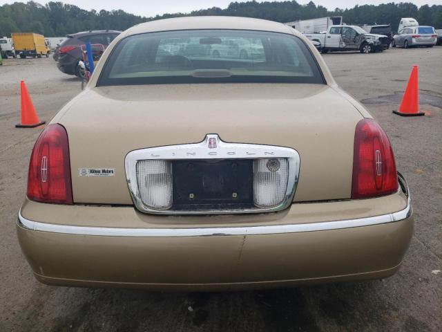 1LNFM81W4WY661293 - 1998 LINCOLN TOWN CAR EXECUTIVE GOLD photo 6