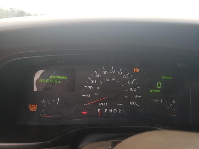 1LNFM81W4WY661293 - 1998 LINCOLN TOWN CAR EXECUTIVE GOLD photo 9