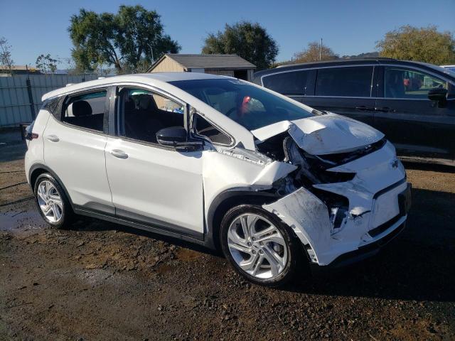 1G1FW6S05P4167863 - 2023 CHEVROLET BOLT EV 1LT WHITE photo 4