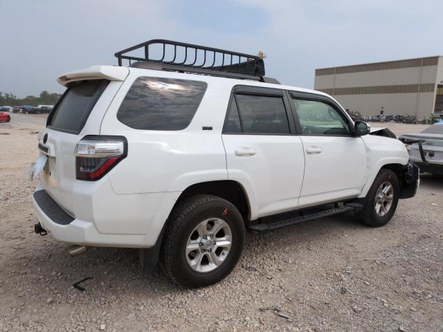 JTEBU5JR1J5505858 - 2018 TOYOTA 4RUNNER SR5/SR5 PREMIUM WHITE photo 3