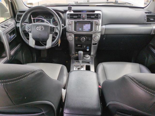 JTEBU5JR1J5505858 - 2018 TOYOTA 4RUNNER SR5/SR5 PREMIUM WHITE photo 8