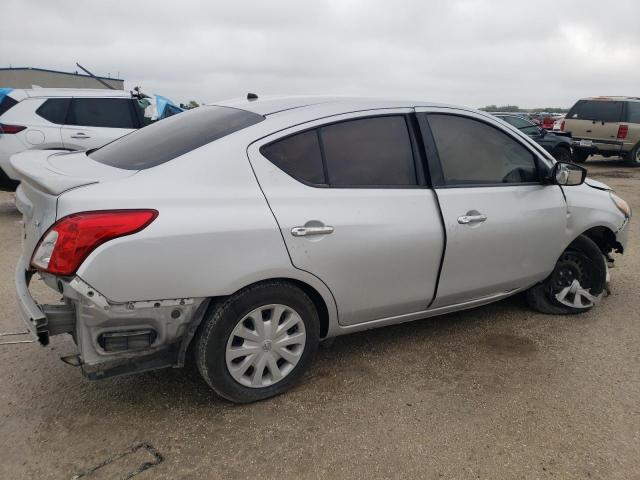 3N1CN7AP2JL866809 - 2018 NISSAN VERSA S SILVER photo 3