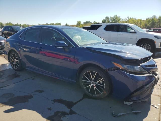 4T1S11AK9PU100446 - 2023 TOYOTA CAMRY SE NIGHT SHADE BLUE photo 4