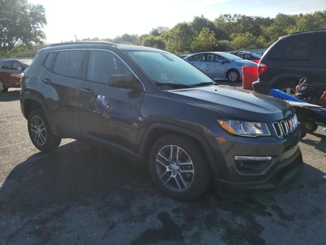 3C4NJDBB1KT601867 - 2019 JEEP COMPASS LATITUDE Մոխրագույն լուսանկար 4