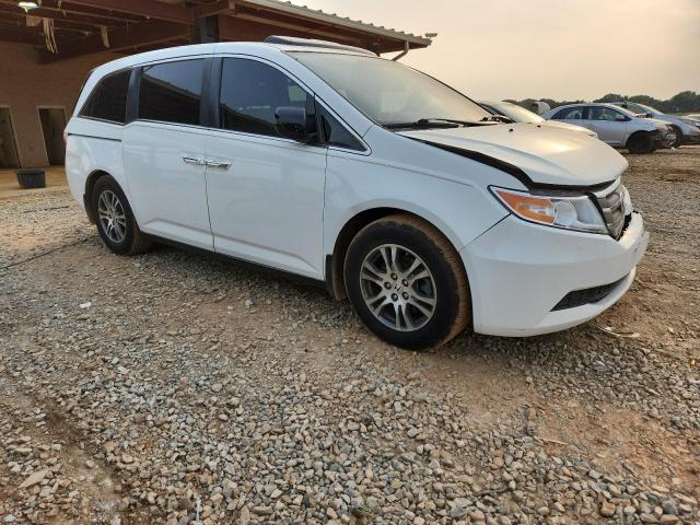 5FNRL5H66DB051935 - 2013 HONDA ODYSSEY EXL თეთრი ფოტო 4