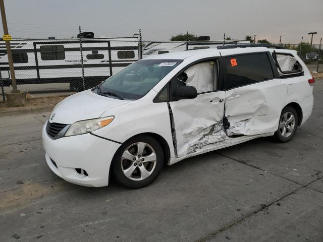 2014 TOYOTA SIENNA LE, 