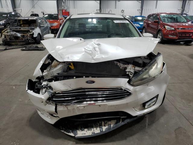 1FADP3J24JL230404 - 2018 FORD FOCUS TITANIUM WHITE photo 5