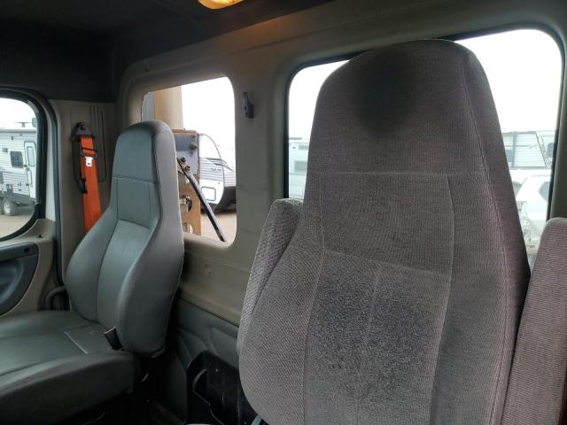 1FUBGEDV8FLGH4712 - 2015 FREIGHTLINER CASCADIA WHITE photo 6