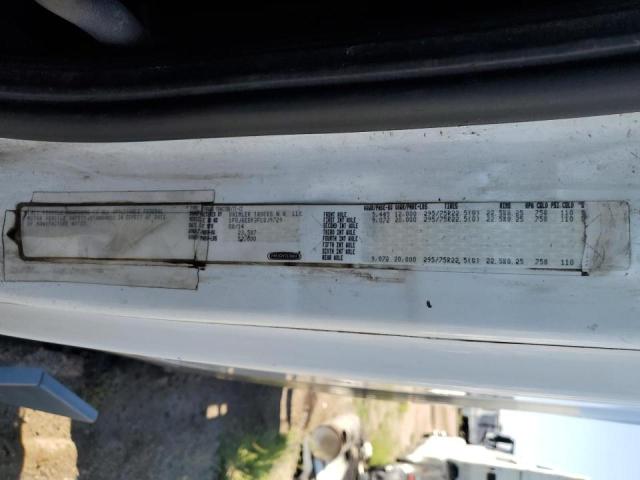 1FUJGEDV3FLGJ9729 - 2015 FREIGHTLINER CASCADIA WHITE photo 10