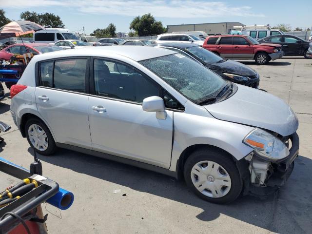 3N1BC1CP2BL497382 - 2011 NISSAN VERSA S SILVER photo 4
