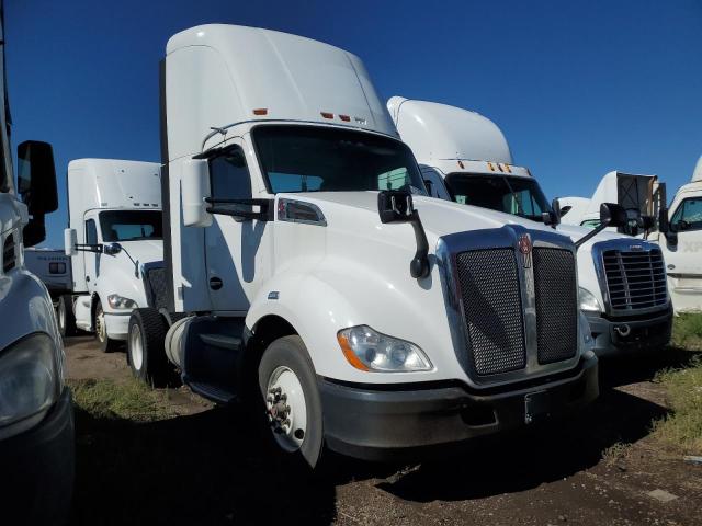 2016 KENWORTH T680 T680, null