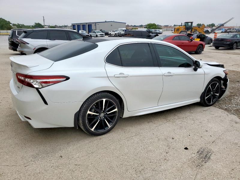 4T1B61HK3KU730981 - 2019 TOYOTA CAMRY XSE Biały zdjęcie 3