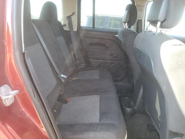 1C4NJPBA8GD710641 - 2016 JEEP PATRIOT SPORT წითელი ფოტო 11