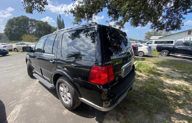5LMFU28R24LJ10638 - 2004 LINCOLN NAVIGATOR შავი ფოტო 3