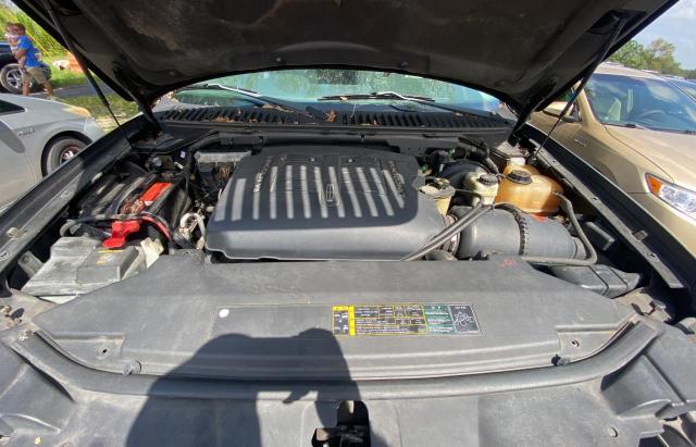 5LMFU28R24LJ10638 - 2004 LINCOLN NAVIGATOR შავი ფოტო 7